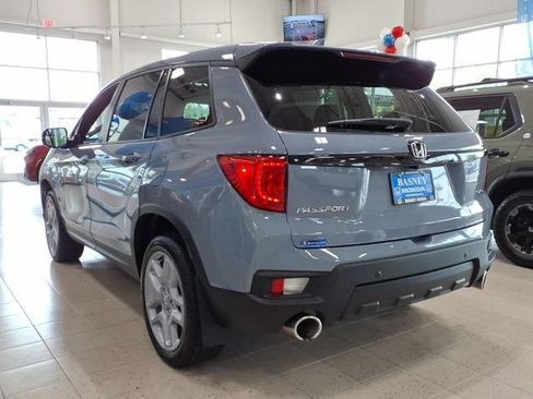 Certified 2025 Honda Passport EX-L image 8