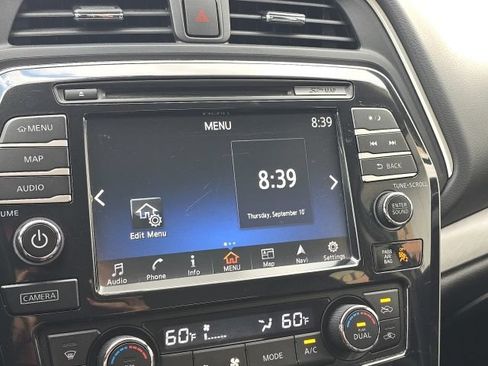 Used 2017 Nissan Maxima 3.5 SV FWD image 25