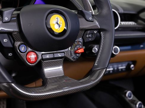 Certified 2022 Ferrari 812 GTS image 8