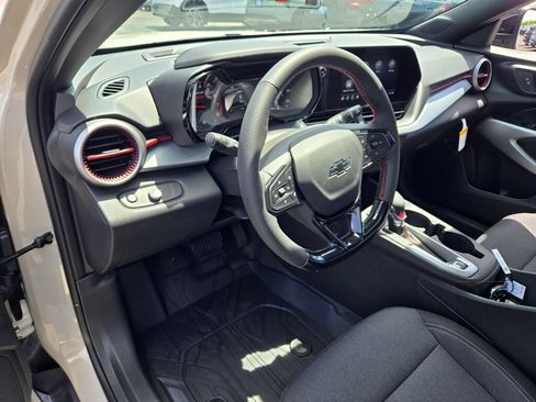 New 2026 Chevrolet Trax RS w/ Sunroof Package FWD image 15