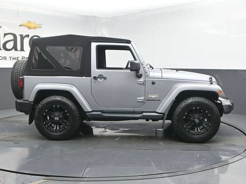 Used 2013 Jeep Wrangler Sahara w/ Dual Top Group AWD/4WD image 44