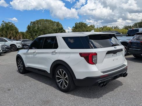 Used 2022 Ford Explorer ST AWD/4WD image 6