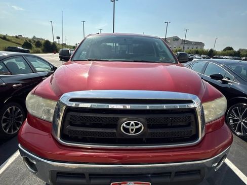 Used 2013 Toyota Tundra 4x4 Double Cab w/ TRD Off-Road Pkg image 3