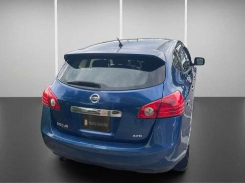 Used 2011 Nissan Rogue S AWD/4WD image 8