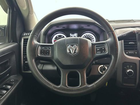 Used 2015 RAM 3500 Tradesman w/ Chrome Appearance Group AWD/4WD image 11