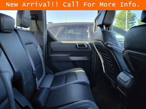 Used 2023 Ford Bronco Black Diamond AWD/4WD image 11
