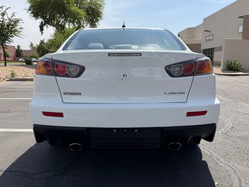 Used 2011 Mitsubishi Lancer Evolution GSR image 8