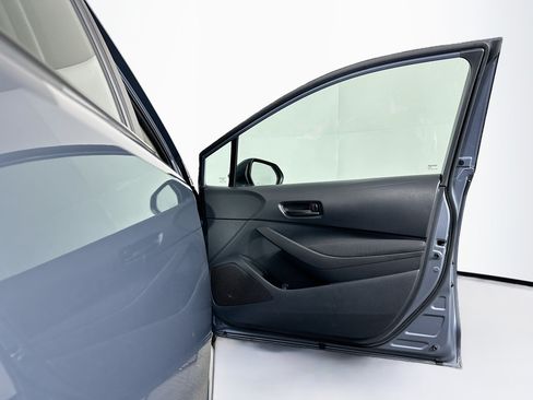 Used 2024 Toyota Corolla LE FWD image 30