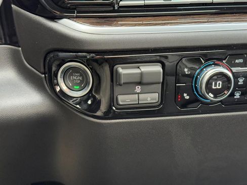 New 2026 GMC Sierra 2500 SLE image 17