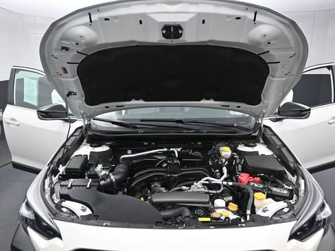 Used 2025 Subaru Outback Premium AWD/4WD image 40