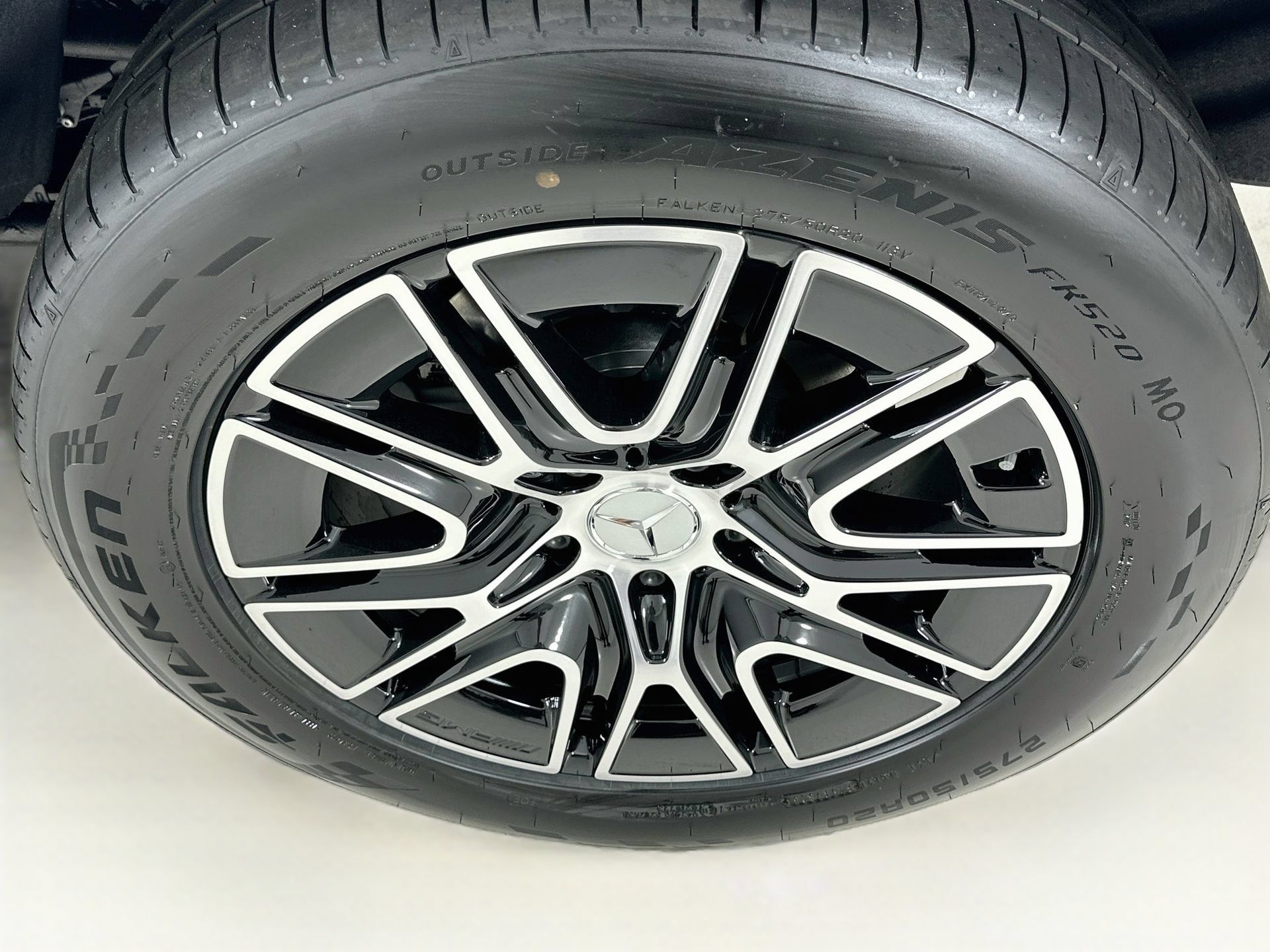 New 2027 Mercedes-Benz G 580 e image 34