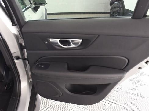 Used 2025 Volvo V60 B5 Cross Country Plus AWD/4WD image 21