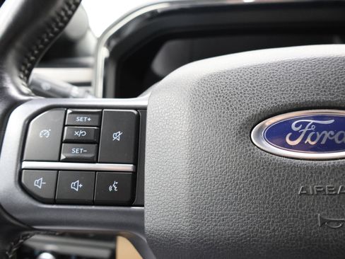 Used 2023 Ford F350 Lariat w/ FX4 Off-Road Package image 15