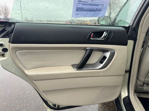 Used 2007 Subaru Outback 2.5i image 29