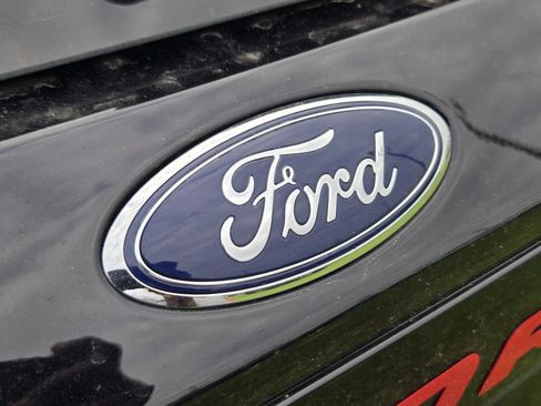 Used 2023 Ford Explorer ST w/ Equipment Group 401A image 9