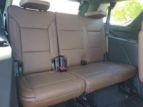New 2026 Chevrolet Tahoe High Country w/ Sun And Tow Package AWD/4WD image 13