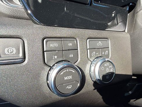 New 2026 GMC Sierra 1500 Elevation image 20