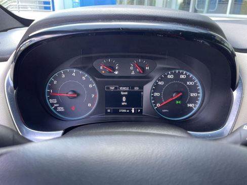Used 2023 Chevrolet Traverse LS FWD image 20