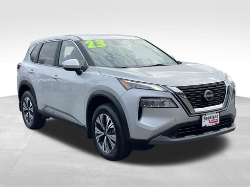 Certified 2023 Nissan Rogue SV AWD/4WD image 3