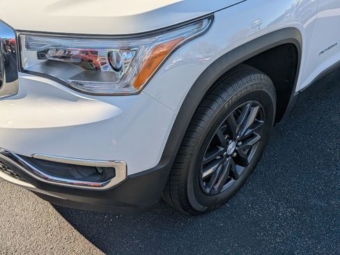 Used 2019 GMC Acadia SLT image 11
