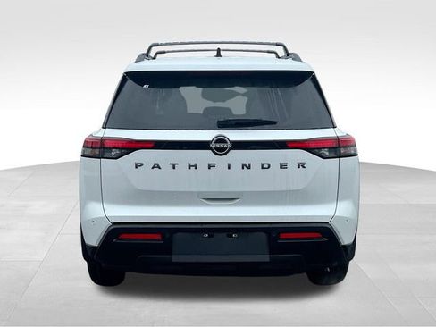 New 2026 Nissan Pathfinder SV image 7