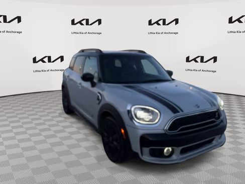Used 2020 MINI Cooper Countryman S image 2