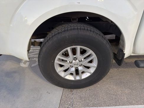 Used 2016 Nissan Frontier SV w/ SV Value Truck Package image 10