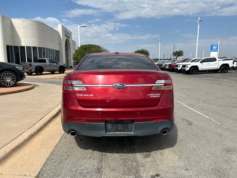 Used 2014 Ford Taurus Limited FWD image 6