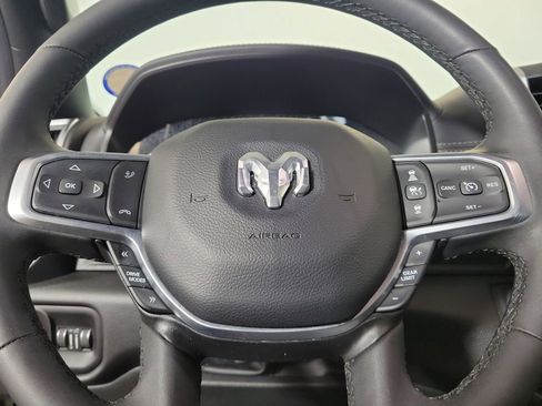 Used 2025 RAM 1500 Big Horn AWD/4WD image 15