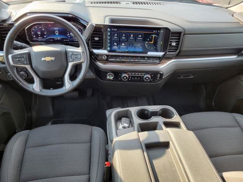 Used 2023 Chevrolet Silverado 1500 LT w/ Protection Package AWD/4WD image 28