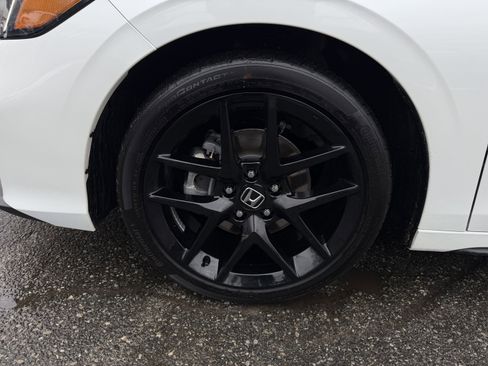 Used 2025 Honda Civic Sport image 7