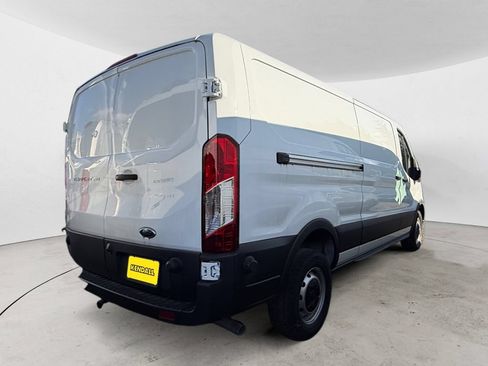 Used 2024 Ford Transit 150 Low Roof RWD image 3