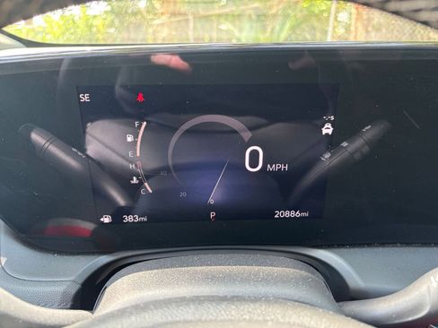 Used 2025 Buick Encore GX Preferred FWD image 41