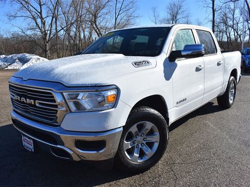 Used 2024 RAM 1500 Laramie image 13