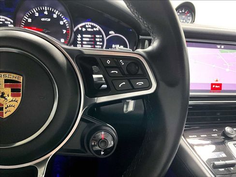 Used 2019 Porsche Panamera GTS image 22