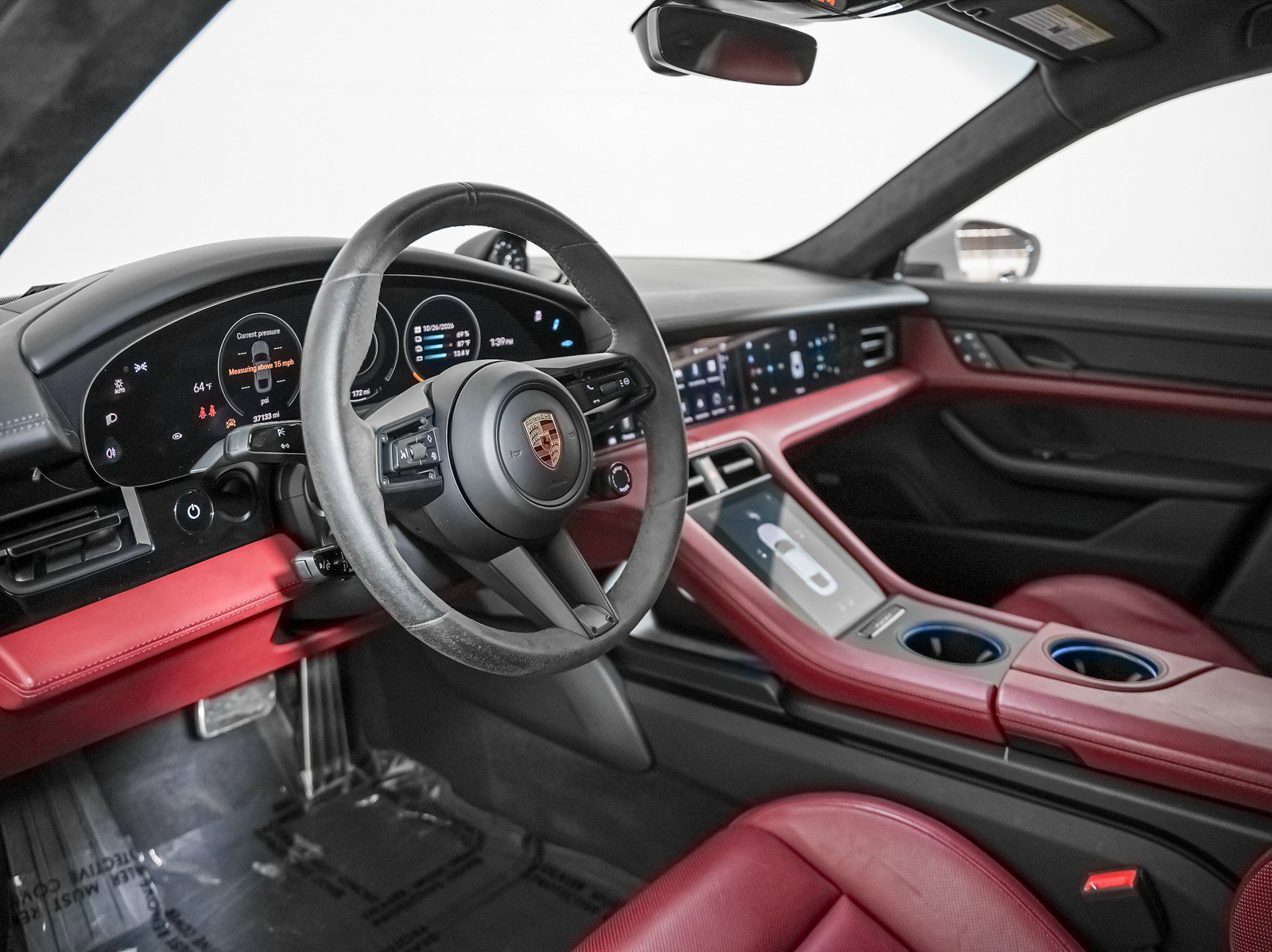 Certified 2023 Porsche Taycan GTS w/ Premium Package (P6U) AWD/4WD image 4