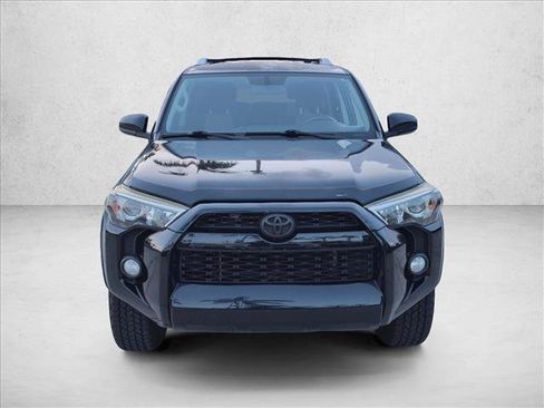 Used 2017 Toyota 4Runner SR5 RWD image 2