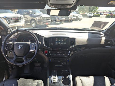 Used 2021 Honda Pilot Black Edition image 22