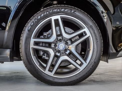 Used 2017 Mercedes-Benz GLS 550 4MATIC image 17