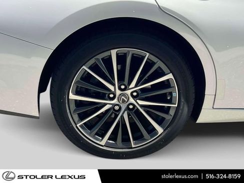 Certified 2023 Lexus ES 350 w/ Premium Package FWD image 10