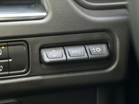 Used 2024 Chevrolet Suburban Premier w/ Premium Package 2 image 10