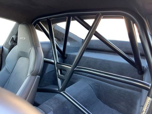 Used 2022 Porsche 911 GT3 image 15