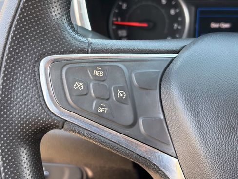 Used 2019 Chevrolet Equinox LT FWD image 26