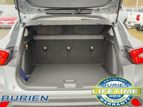 New 2026 Chevrolet Trax LT w/ Driver Confidence Package image 36