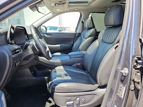 Used 2024 Hyundai Palisade Limited AWD/4WD image 13