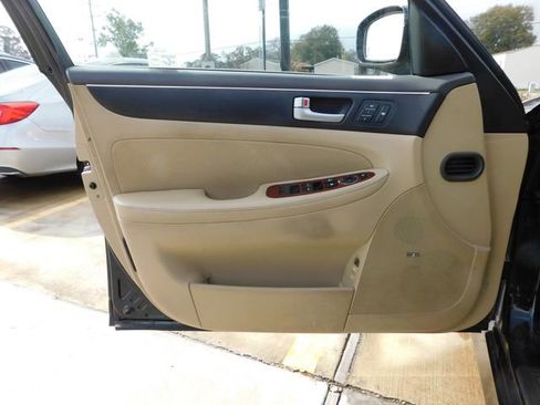 Used 2013 Hyundai Genesis 5.0 R-Spec image 9