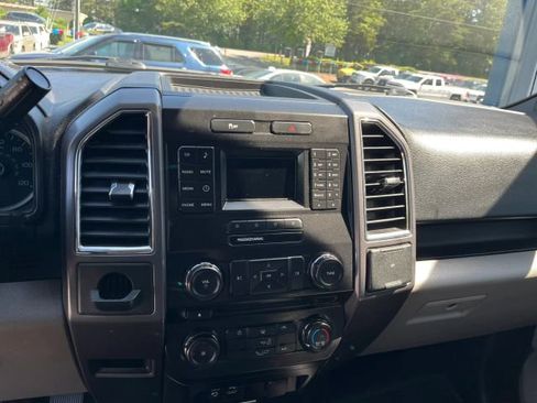 Used 2015 Ford F150 XLT RWD image 16