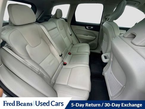 Used 2021 Volvo XC60 T5 Momentum w/ Protection Package Premier AWD/4WD image 32