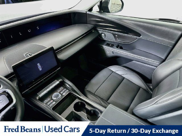 Used 2026 Lincoln Nautilus Premier w/ Equipment Group 102A AWD/4WD image 31