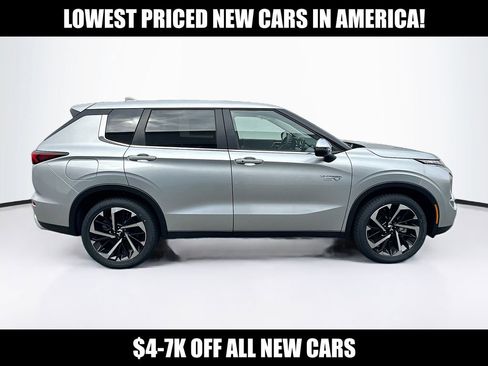 New 2025 Mitsubishi Outlander SE AWD/4WD image 8